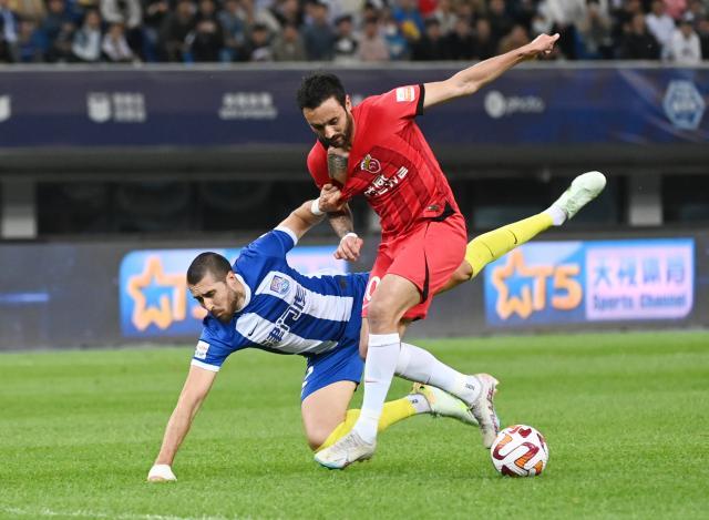 开云APP-足协颁布4条新政期待破局 外援多上0.5个影响微弱