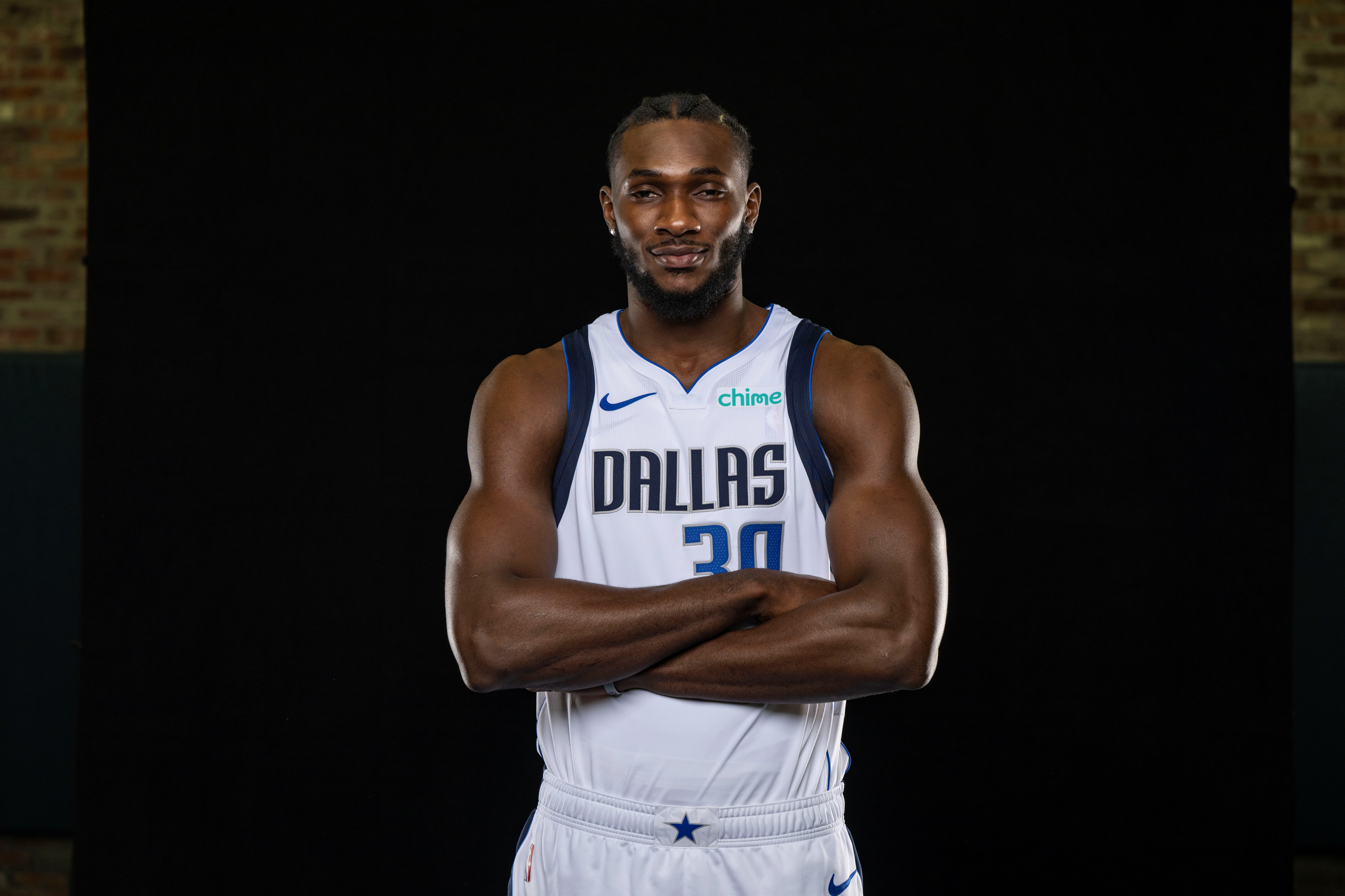 开云APP-优质蓝领！西塞狂抢13板并送3封盖&amp;其中5前场板 4中4另有10分2助