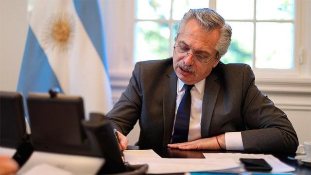 1671577741472014355.jpg 王勤伯:梅西和阿根廷队为什么拒绝见总统?