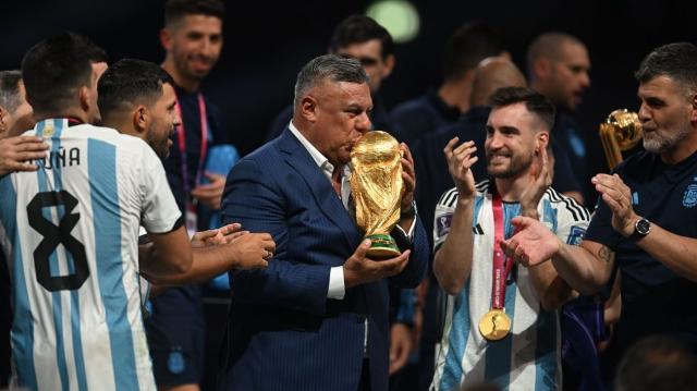 1671577762578035220.jpg 王勤伯:梅西和阿根廷队为什么拒绝见总统?