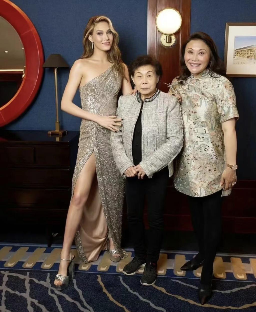 开云体育下载-深一度｜谷爱凌，一朵绽放女性风采的雪中玫瑰